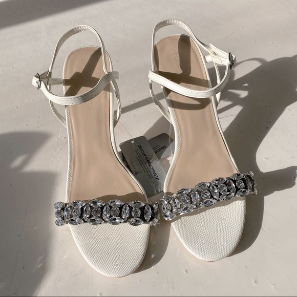 New embellished crystal white heels wedding party - Picture 1 of 12